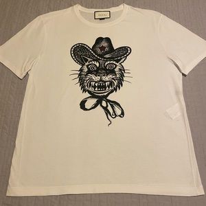 Very gently used white Gucci cat tee. Size XXXL worn once